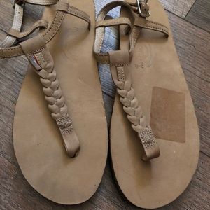 Rainbow sandals size L 7.5-8.5